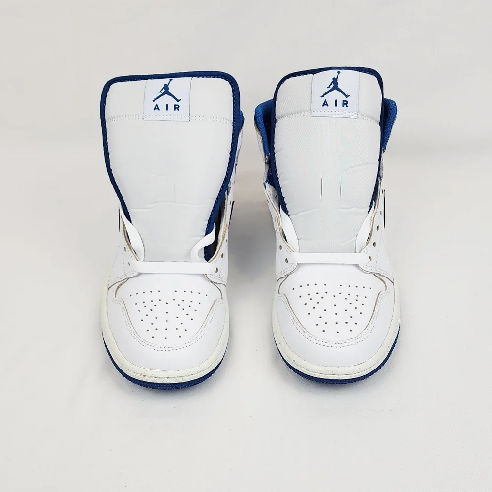Air Jordan 1 Mid SE Sneakers White/Sail/Industrial Blue